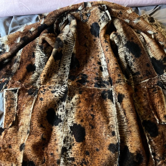 Genuine Shearling Coat - Picture 9 of 11